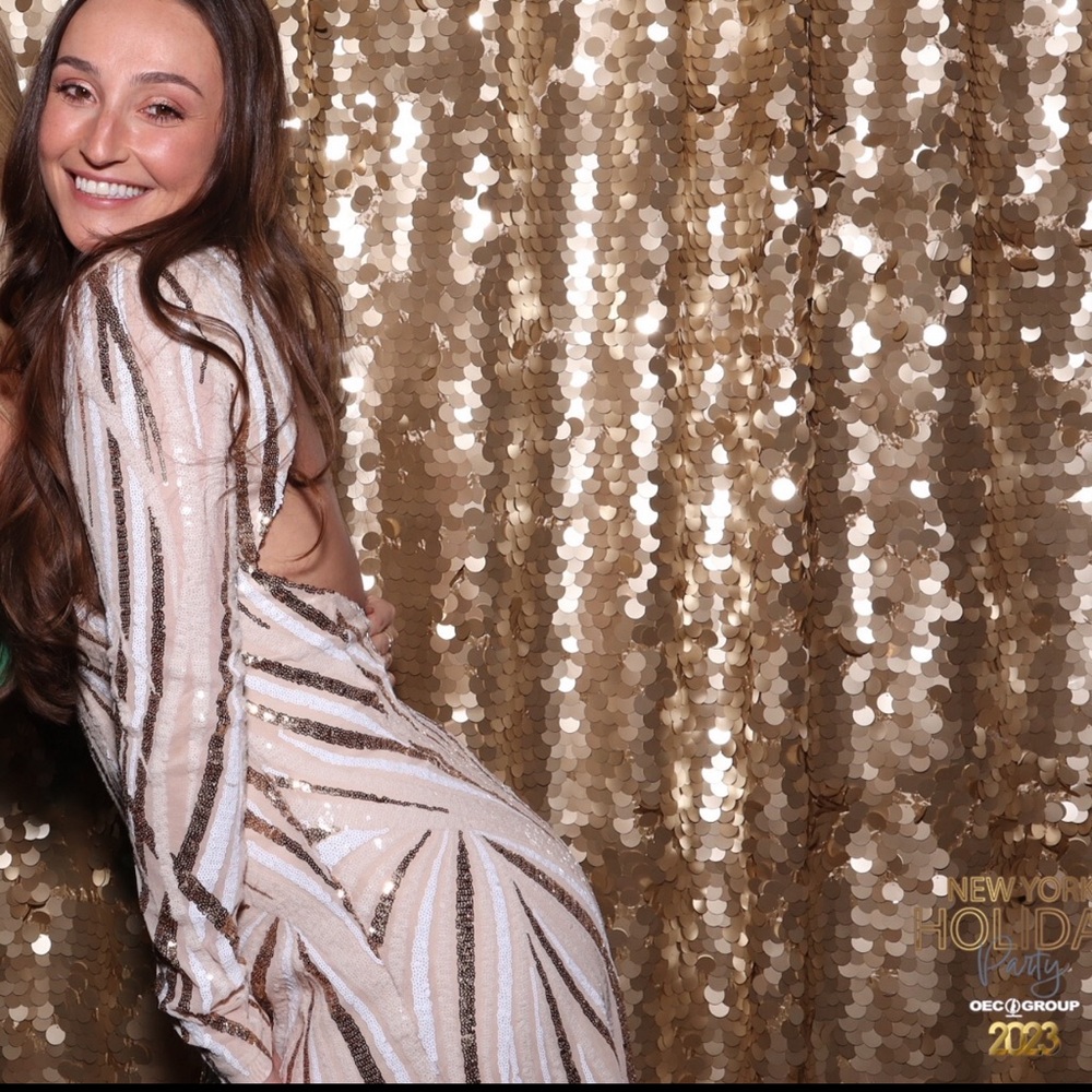 Selfie Leslie Gold and Cream Long Sleeve Dress - Picture 2 of 2